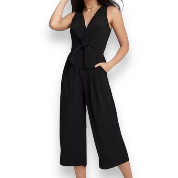 Lulus Jumpsuit Minette Tie Front Wide Leg Cropped Black‎ Faux Wrap Size L NWT - Picture 1 of 16